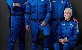 J.Bezoso skrydis į kosmosą