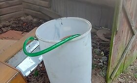 Rasta naminė degtinė ir kontrabandinės cigaretės