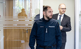 Spaudos konferencija policijos departamente, Gegužės 22d.