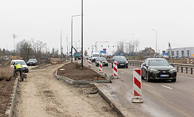 Kelio susiaurėjimas dėl kelio darbų įvažiuojant į Vilnių Ukmergės g.