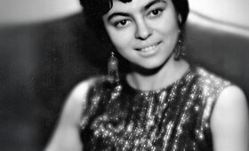 Esther Yellin