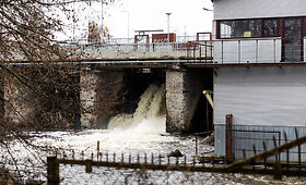 Grigi&scaron;kių užtvanka žiemą