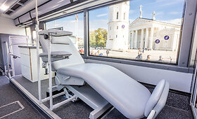 Kraujo centras pristatytė Lietuvoje dar nematyta naujovę - pirmuosius kraujo rinkimo autobusus