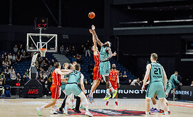 LKL rungtynės: "Wolves" - Utenos "Uniclub Casino - Juventus"