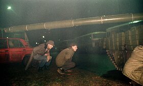 Virgilijaus Usinavičiaus fotografijos i&scaron; 1991 sausio 13-osios nakties prie Televizijos bok&scaron;to