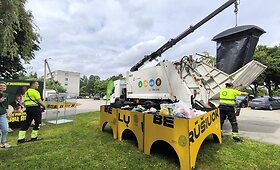 Konteinerio krata Kaune: paai&scaron;kėjo, ar kauniečiai moka rū&scaron;iuoti plastiką