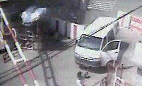 Pakistane ginkluotas vyri&scaron;kis užpuolė policijos nuovadą