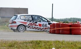 1000 km lenktynes laimėjo FERRARI