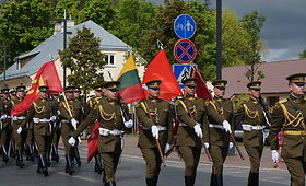 Kariuomenės ir visuomenės &scaron;ventė Marijampolėje