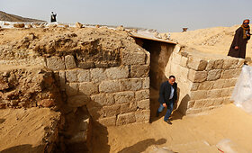 Egipto archeologai pademonstravo atrastą Hator žynės, vardu Hetpet, kapą