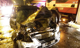 Per avariją Panevėžyje apdaužyti trys automobiliai, sužaloti trys žmonės