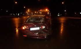 Vilniuje susidūrė &bdquo;VW Touareg&ldquo; ir &bdquo;Mazda 6&ldquo;, vienas vairuotojas paspruko