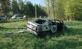 Vilniaus pakra&scaron;tyje automobilyje sudegė devyniolikmetis