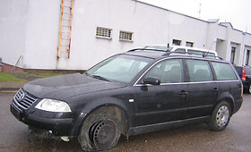 Pasienyje su Lenkija VSAT pareigūnai vaikėsi, įtariama, vogtą &bdquo;Volkswagen Passat" 