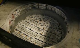 Muitininkai sulaikė automobilių, prigrūstų kontrabandinių cigarečių
