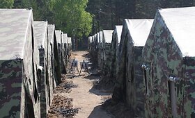 Pabradėje įrengiama tarptautinių pratybų &bdquo;Gintarinė viltis 2011&ldquo; stovykla