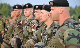Pabradėje prasidėjo didžiausios &scaron;ių metų kariuomenės pratybos