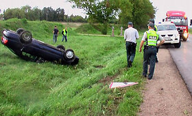 Nuo policijos sprukęs jaunuolis žuvo avarijoje