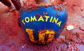 Ispanijoje įvyko tradicinis pomidorų mū&scaron;is &bdquo;La Tomatina&ldquo;