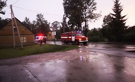 Tauragės rajone sunkvežimis &bdquo;Scania&ldquo; mirtinai partrenkė dviratininką