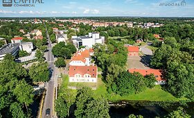 Parduodama buvusi vežiminė-svirnas, priklausęs Hugo &Scaron;ojaus dvarui&nbsp;