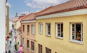 Prabangus butas Stiklo kvartale, Vilniaus Senamiestyje: apžiūrėkite jį
