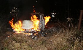&Scaron;ilutės rajone sudegė lengvasis automobilis