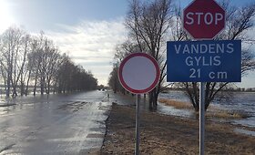 Pamarį skandina potvynis 