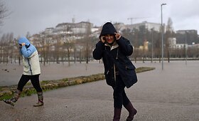 Vidurio Portugalijoje &ndash; siaučianti audra ir potvyniai 
