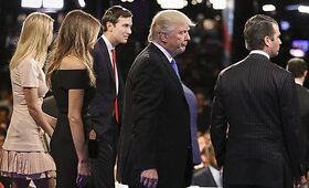 Pirmieji demokratų kandidatės į prezidentus Hillary Clinton ir netikėtai Respublikonų partijos nominaciją laimėjusio Donaldo Trumpo debatai