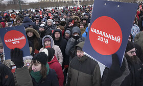 Protestuotojai reikalauja, kad Kremliaus kritikui A.Navalnui būtų leista dalyvauti prezidento rinkimuose