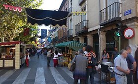 Alcala de Henares mieste &scaron;urmuliuoja Don Kichoto mugė