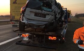 Balandžio 8 d. avarija prie Kauno: pienovežis atsitrenkė į &bdquo;Volvo XC 60&ldquo;