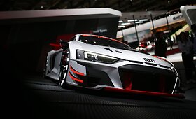 Paryžiuje demonstruojamas &bdquo;Audi R8 LMS&ldquo;