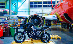 &bdquo;The Coldest Ride&ldquo;: Karolio Mieliausko motociklas Vilniaus oro uoste