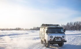 Karolis Mieliauskas Jakutijoje i&scaron;bandė UAZ autobusiuką