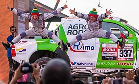 Komandos &bdquo;Agrorodeo&ldquo; automobilis &bdquo;Hilux Overdrive&ldquo;