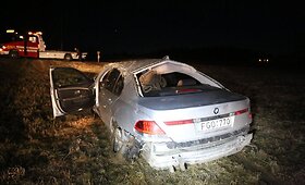 BMW &Scaron;ilutės rajone nusirito nuo kelio
