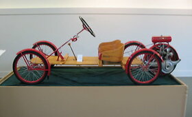 Pigiausias istorijoje automobilis &bdquo;Briggs & Stratton Flyer&ldquo;