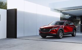 Ženevoje pristatytas miesto visureigis Mazda CX-30