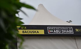 Rokas Baciu&scaron;ka Abu Dabyje debiutuoja Pasaulio Ralio-kroso čempionate su komanda &bdquo;ESmotorsport-LabasGas&ldquo;