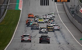 Jonas Karklys dalyvavo antrajame &bdquo;Renault Clio Cup&ldquo; čempionato etape Austrijoje