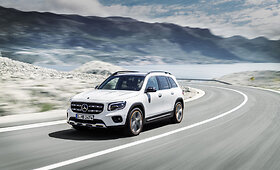 Naujas &bdquo;Mercedes-Benz GLB&ldquo;: kompaktinis SUV, kuriame telpa 7 žmonės