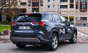 Toyota RAV4 &ndash; konkurso &bdquo;Metų automobilis 2020&ldquo; dalyvis