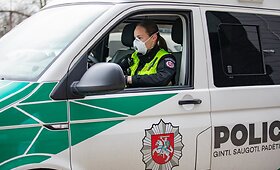 Kaip karantino metu dirba policijos pareigūnai?