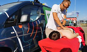 Nematoma &bdquo;Aurum 1006 km&ldquo; lenktynių pusė: fizinio rengimo treneris Mindaugas Pocius ir lenktynininkas Justas Jonu&scaron;is