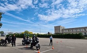 &bdquo;Mototurizmo ralyje&ldquo; startavo 30 VSAT komandos motociklininkų