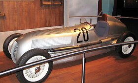 &bdquo;Mercedes&ldquo; sportiniai ir lenktynių automobiliai