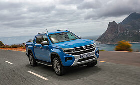 Trečios kartos pikapas &bdquo;Volkswagen Amarok&ldquo; (2023), prabangi Aventura versija
