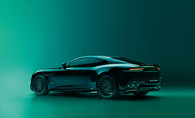 &bdquo;Aston Martin&ldquo; pristatė specialią DBS versiją, kuri pranoksta visas iki &scaron;iol i&scaron;leistas